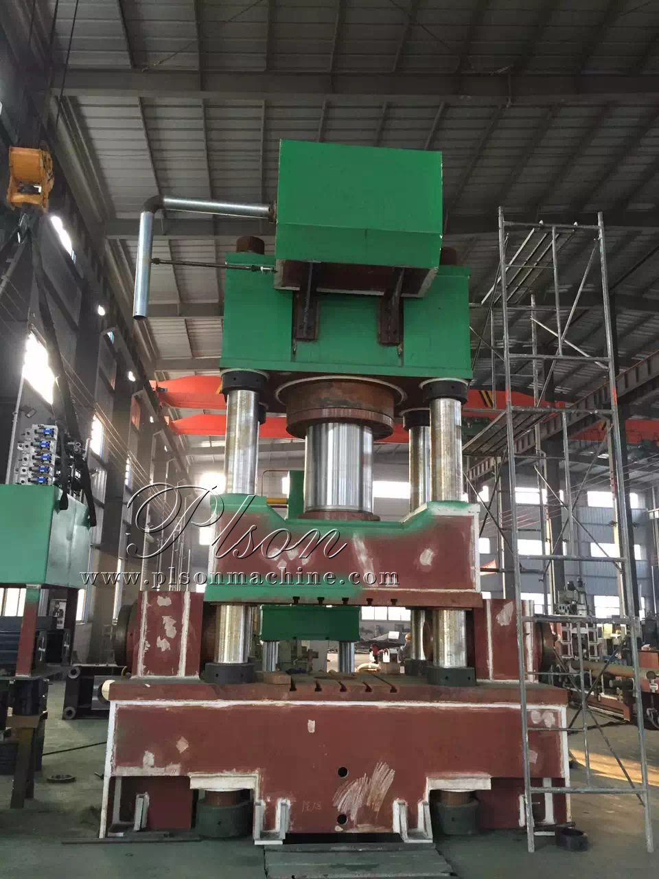 Electro-hydraulic servo four column hydraulic press