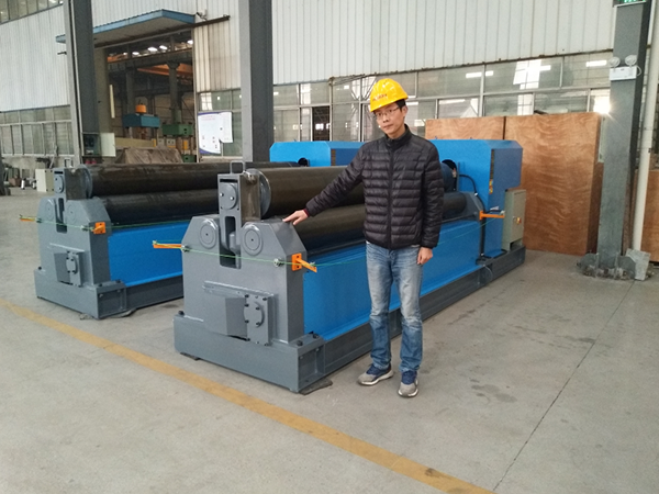 3 roller hydraulic plate bending machine 